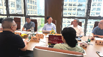 上海市政府合作交流办走访上海浦东智能照明联合会调研指导“一盏灯的温暖”项目